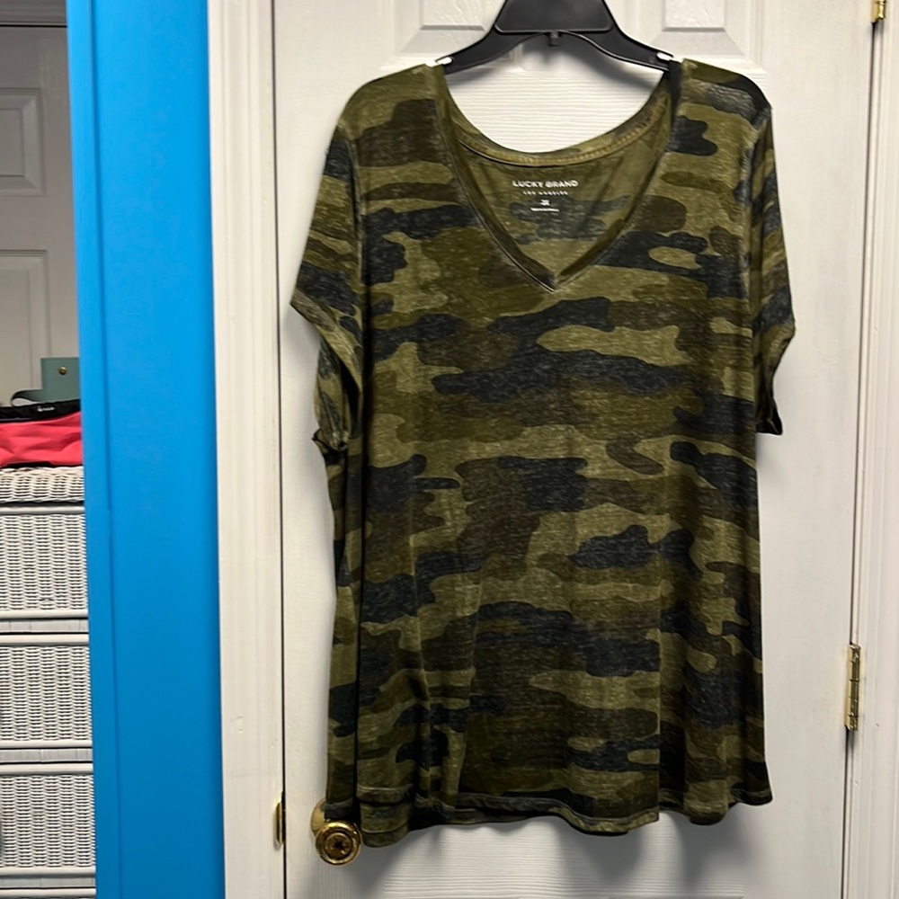 Lucky Brand Top🍀